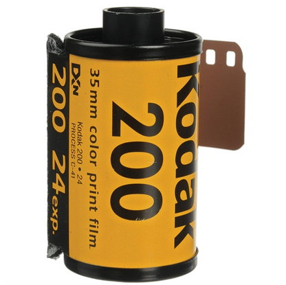 Kodak GOLD 200 Color Negative Film 35mm Roll Film, 24 Exposures