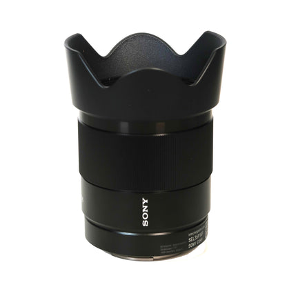 SONY FE 35 mm f/1.8 Standard Prime Lens Advanced Lens Accessory Kit