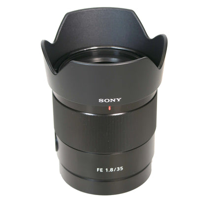 SONY FE 35 mm f/1.8 Standard Prime Lens Advanced Lens Accessory Kit
