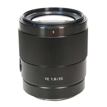 SONY FE 35 mm f/1.8 Standard Prime Lens Macro Photography Kit