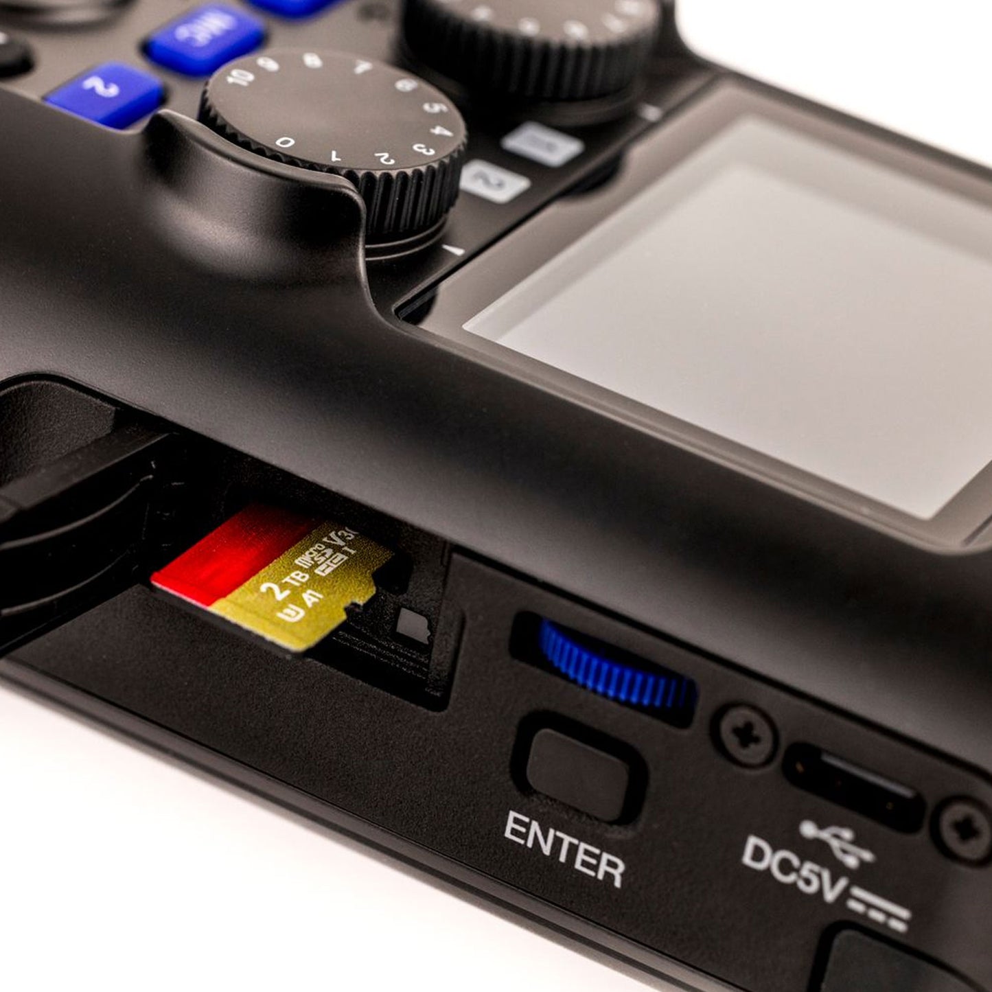 Zoom H5studio 4-Track Handy Recorder with 32-Bit Float Recording