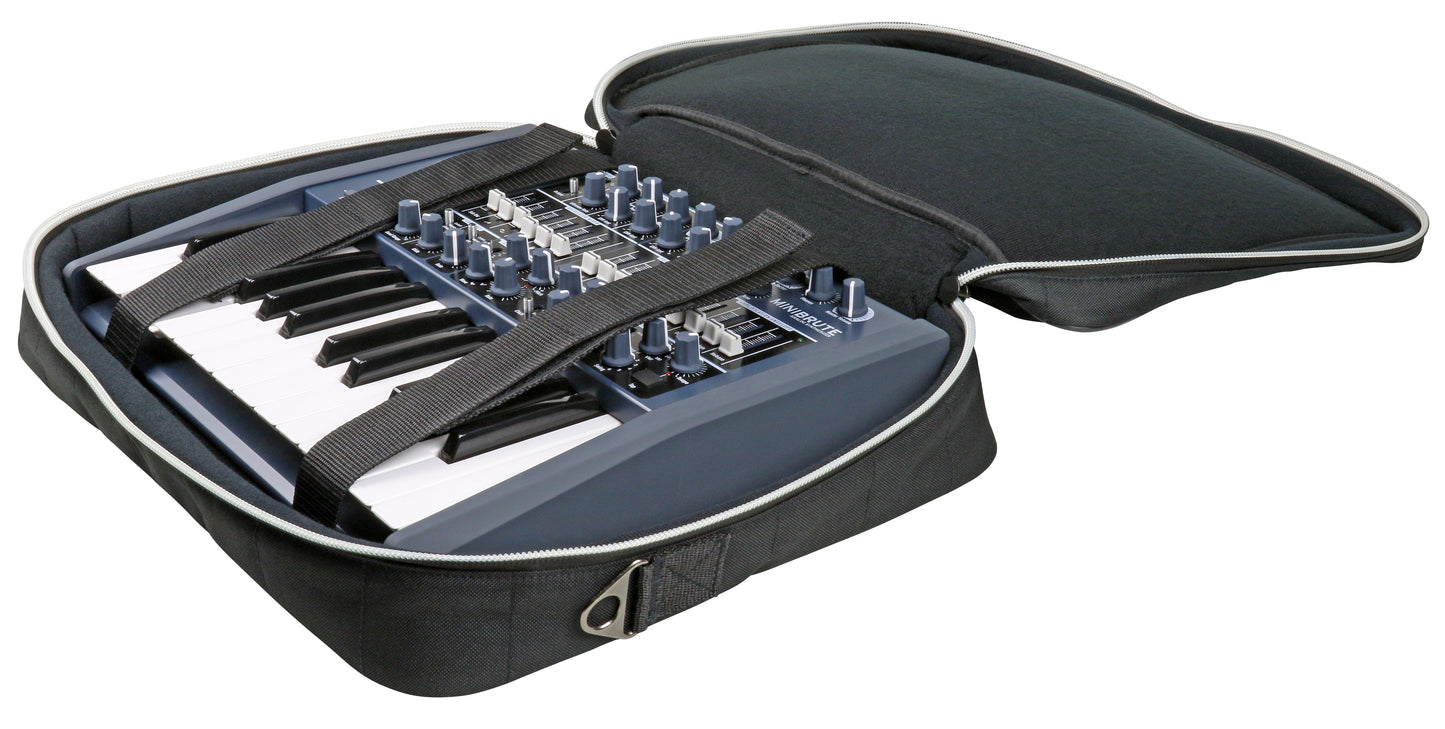 Zoom LiveTrak L-12 - 12-Channel Digital Mixer & Multitrack Recorder with Luxe Keyboard & Gear Bag