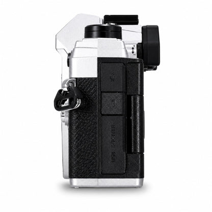 OM SYSTEM OM-5 Mark II Mirrorless Camera with M.Zuiko Digital ED 14-150mm f/4-5.6 II Lens (Silver)